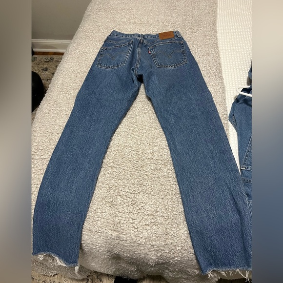 Levi's 501 Original Fit - Size 26 x 30, medium/dark wash - Picture 7 of 8